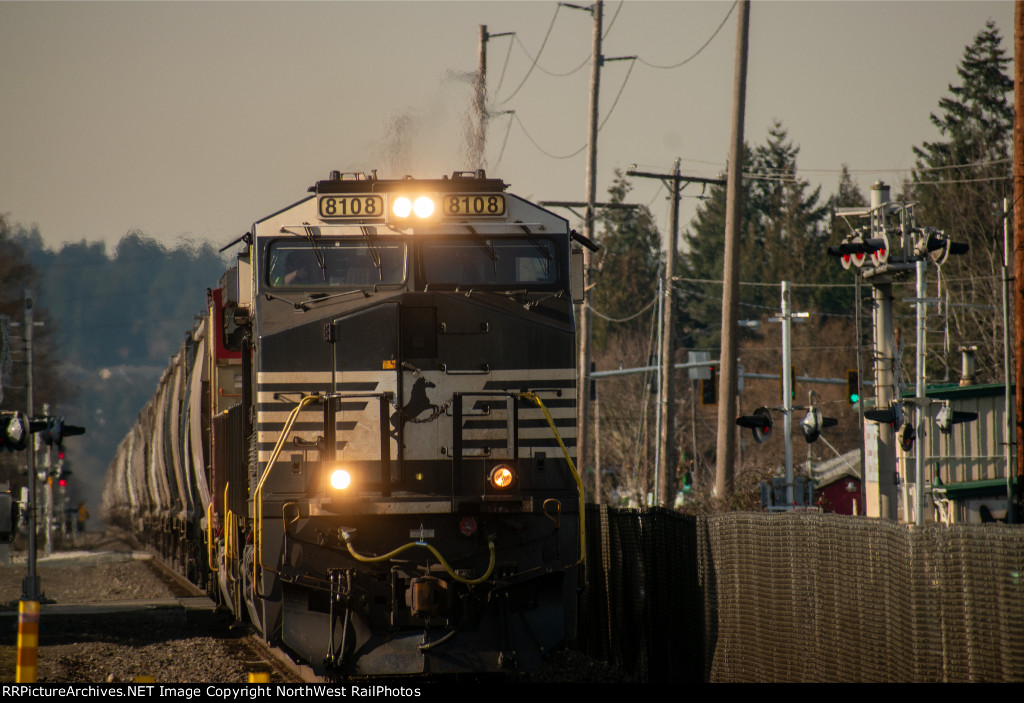 NS 8108